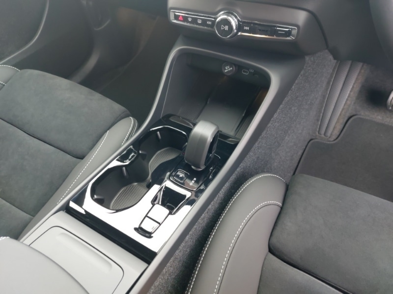 Used Volvo XC40 2025 for sale - 77815811: Photo 19