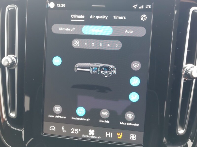 Used Volvo XC40 2025 for sale - 77815872: Photo 15