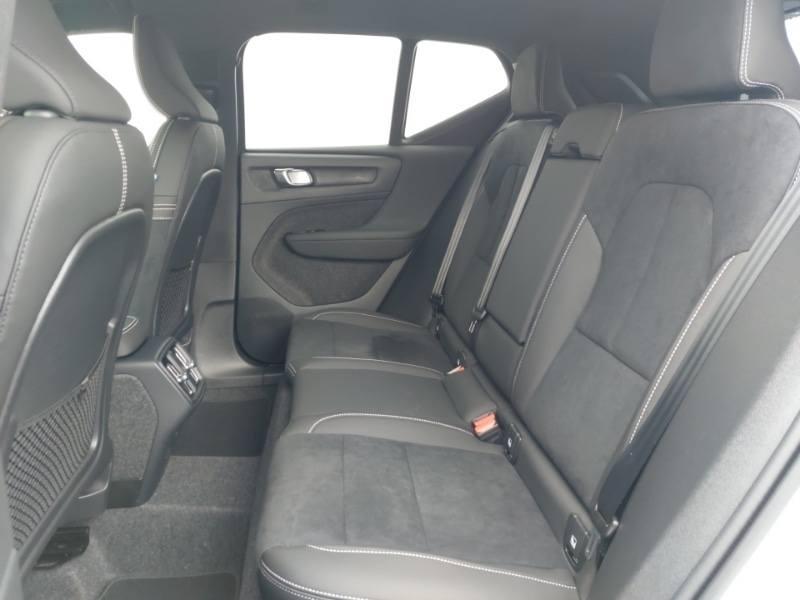 Used Volvo XC40 2025 for sale - 77815872: Photo 6