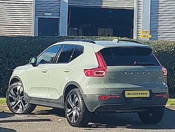 Used Volvo XC40 2024 for sale - 76238463: Photo