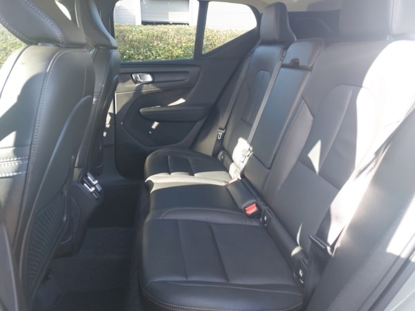 Used Volvo XC40 2024 for sale - 76238463: Photo 6