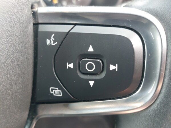 Used Volvo XC40 2021 for sale - 76331557: Photo 17