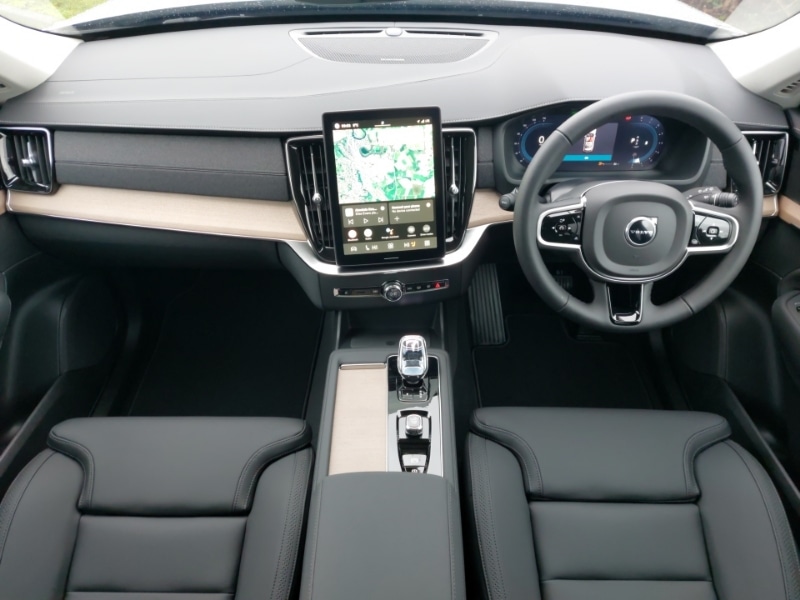 Used Volvo XC90 2025 for sale - 77475833: Photo 2