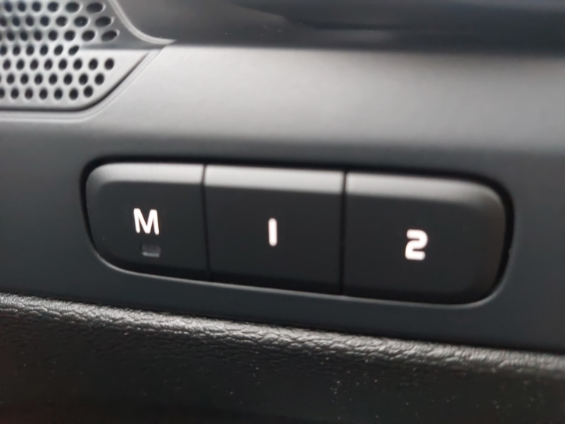 Used Volvo XC40 2023 for sale - 77999757: Photo 13