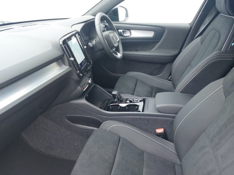 Used Volvo XC40 2025 for sale - 76150674: Photo 5
