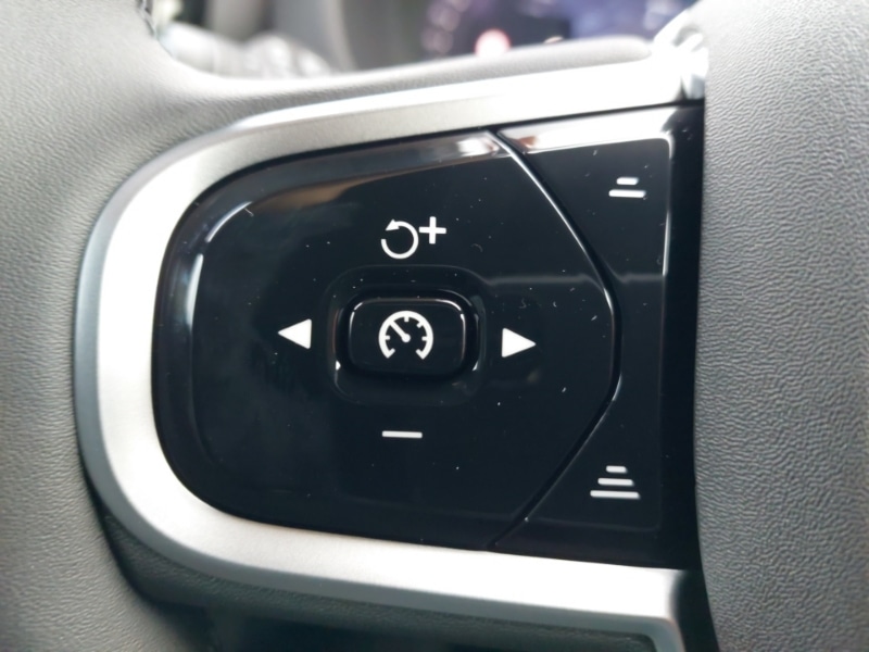 Used Volvo XC60 2025 for sale - 77307994: Photo 15