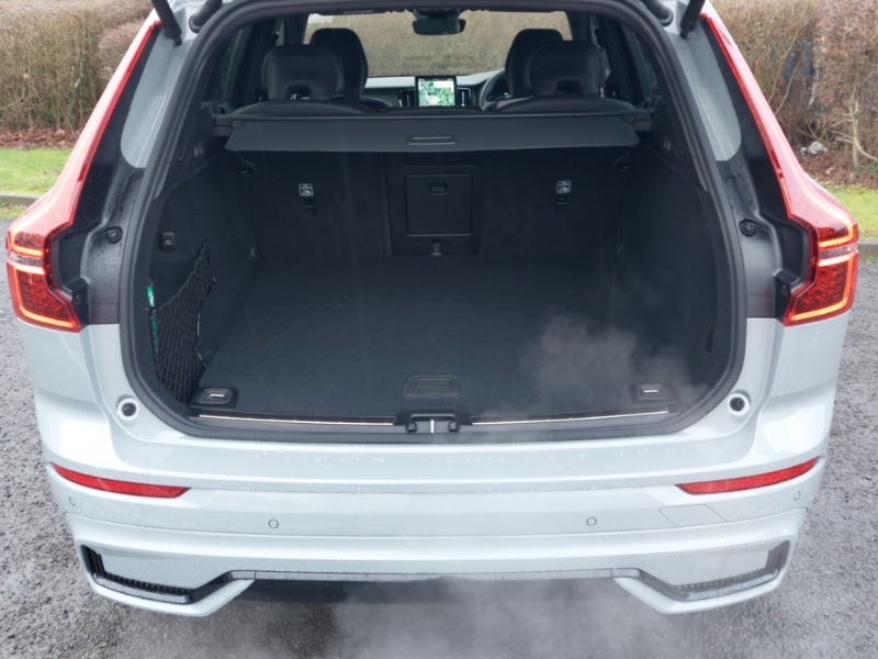 Used Volvo XC60 2025 for sale - 77307994: Photo 8