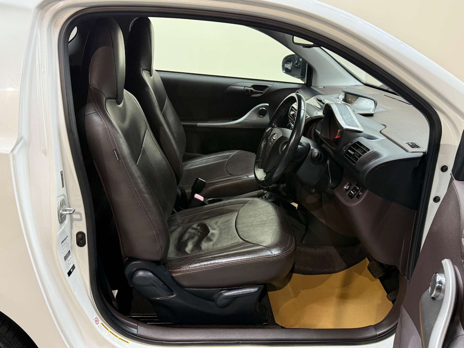 Used Toyota IQ 2009 for sale - 77198050: Photo 14