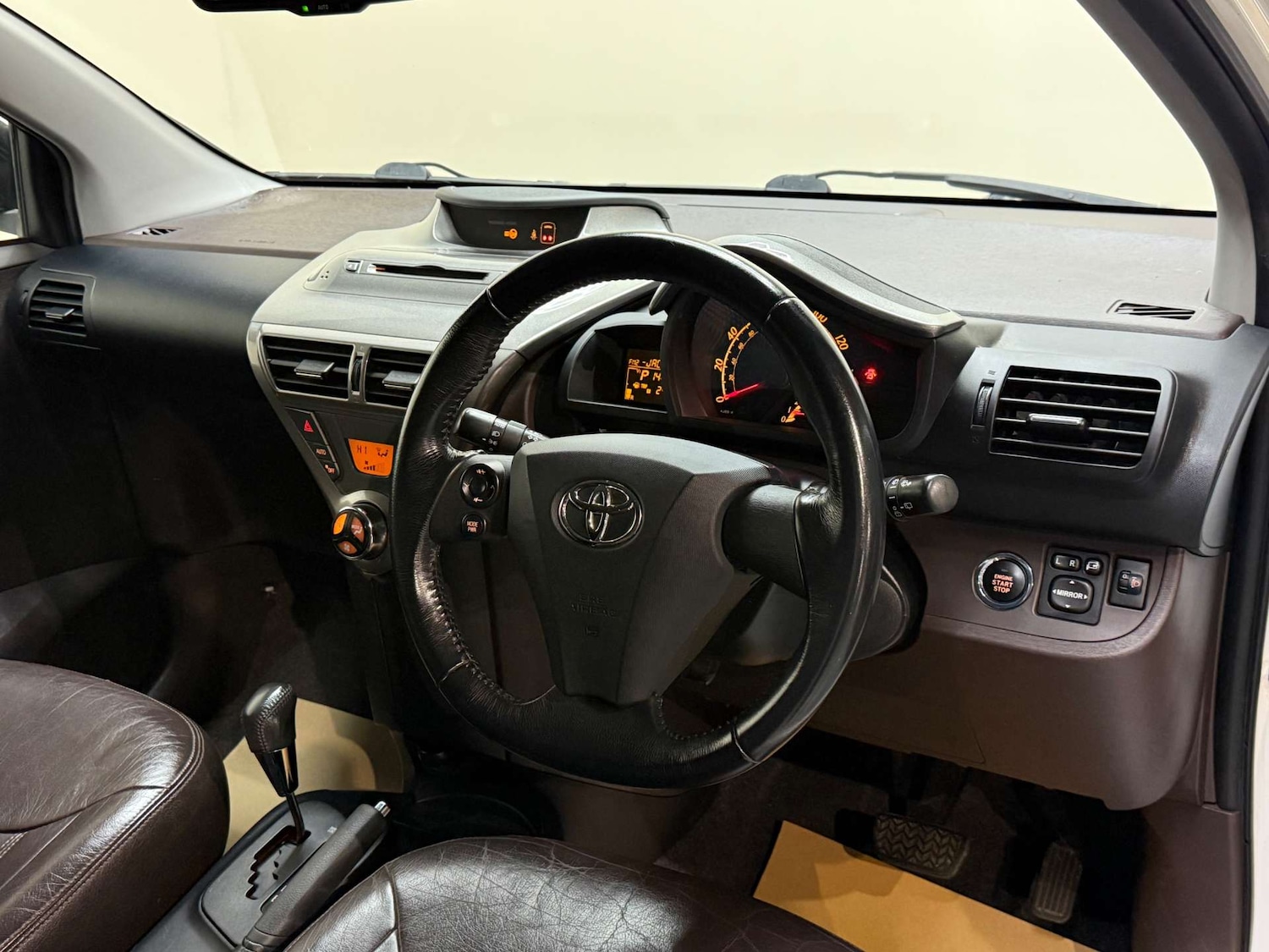 Used Toyota IQ 2009 for sale - 77198050: Photo 15