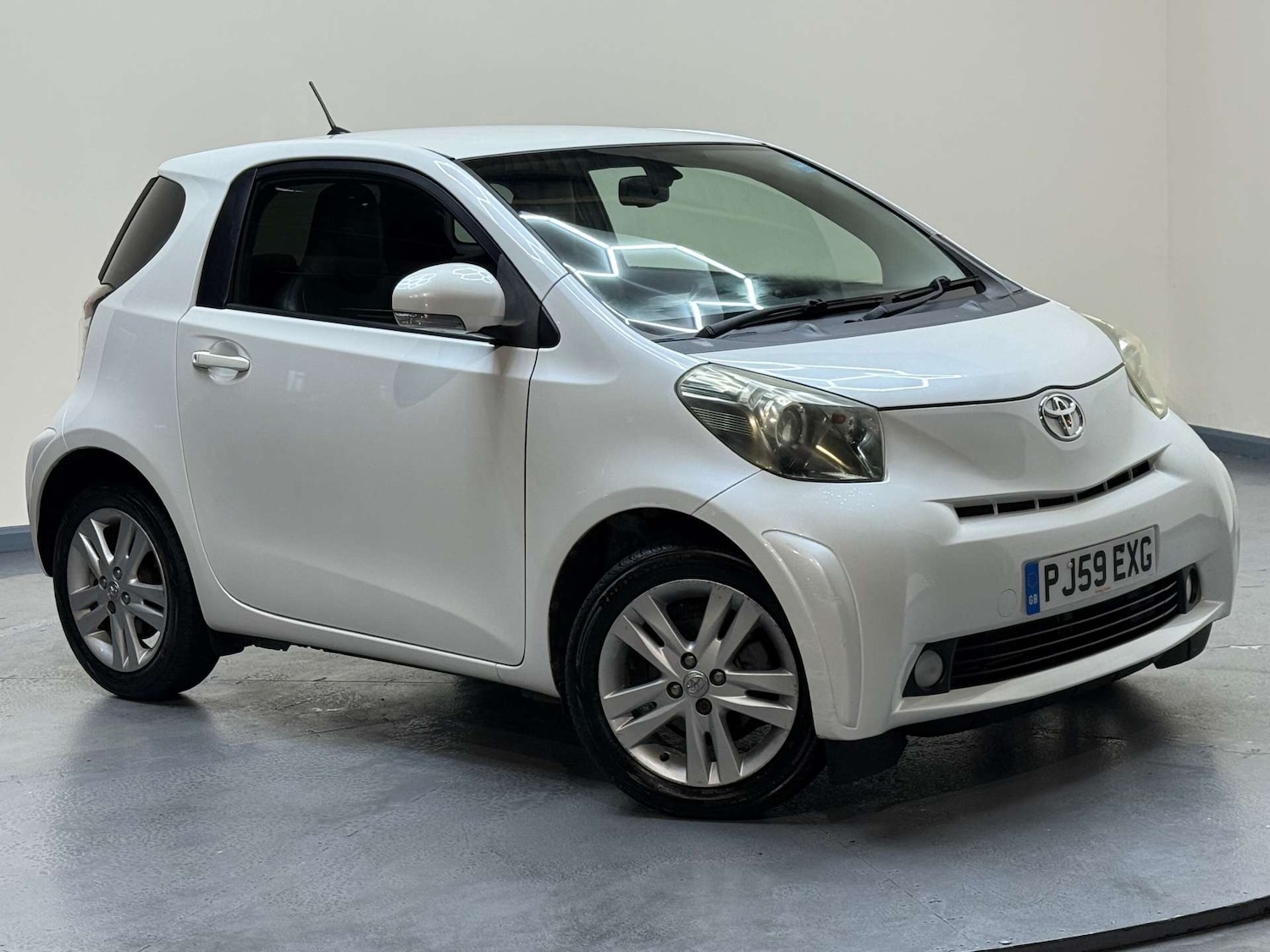 Used Toyota IQ 2009 for sale - 77198050: Photo 34