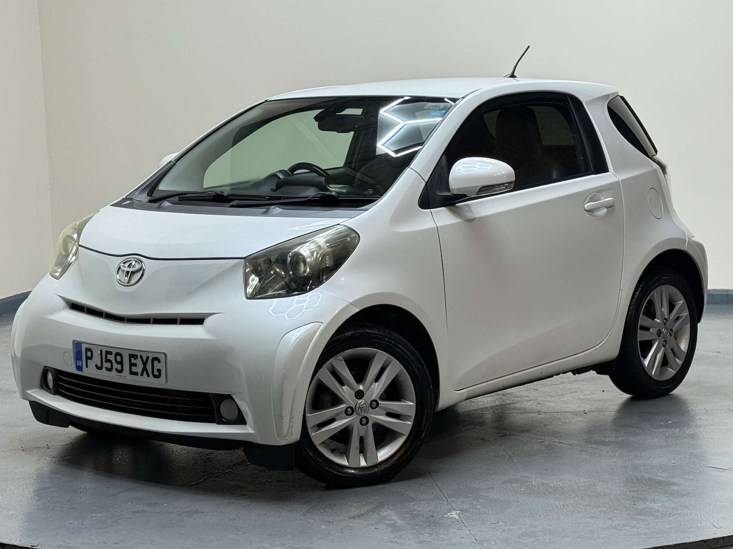Used Toyota IQ 2009 for sale - 77198050: Photo 35