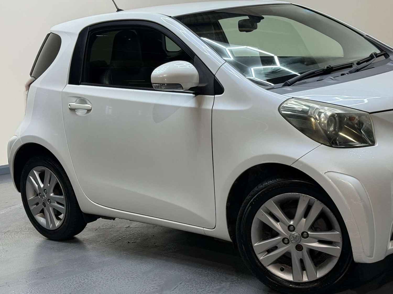 Used Toyota IQ 2009 for sale - 77198050: Photo 45