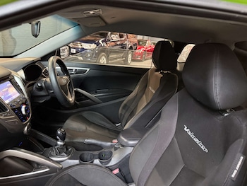 Used Hyundai Veloster 2013 for sale - 77342228: Photo