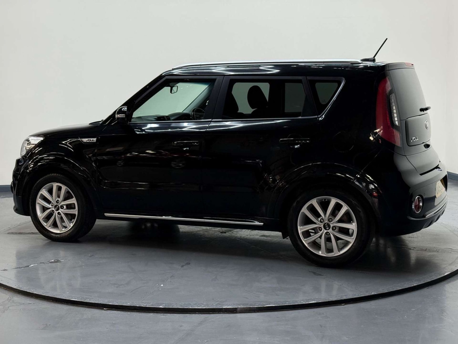 Used Kia Soul 2019 for sale - 76180982: Photo 2