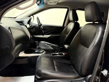 Used Nissan Navara 2017 for sale - 74874749: Photo