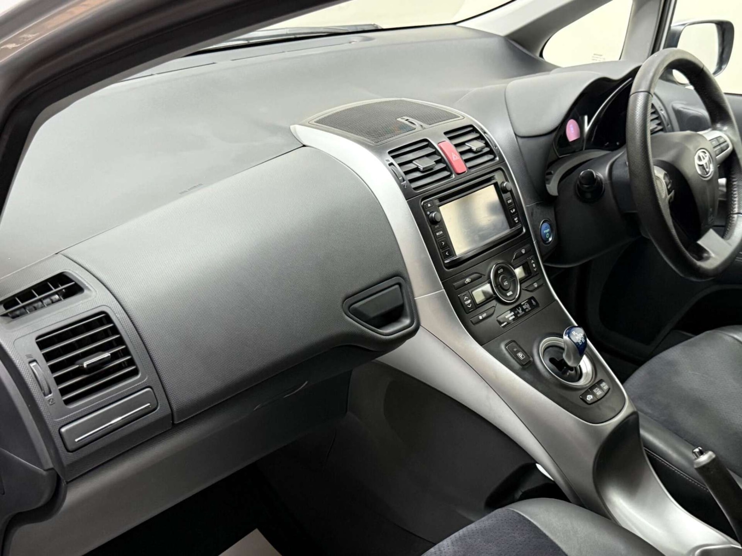 Used Toyota Auris 2012 for sale - 76180961: Photo 26
