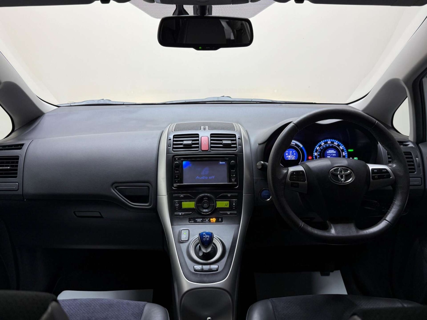 Used Toyota Auris 2012 for sale - 76180961: Photo 56