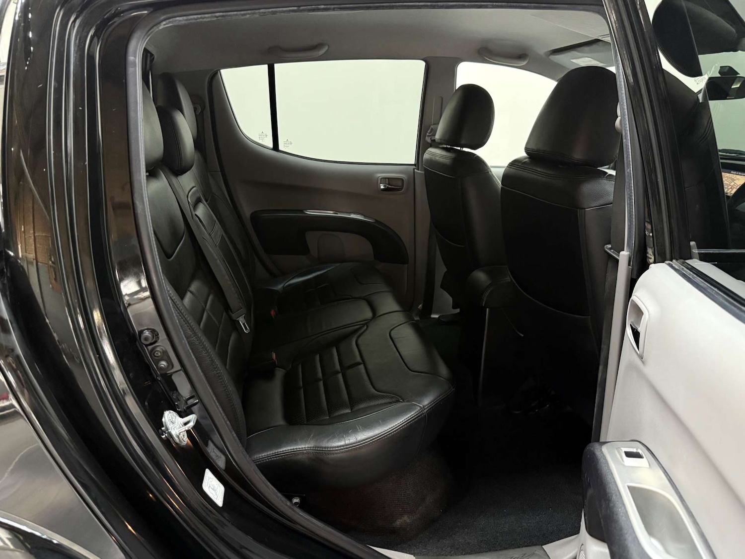 Used Mitsubishi L200 2010 for sale - 76583424: Photo 24