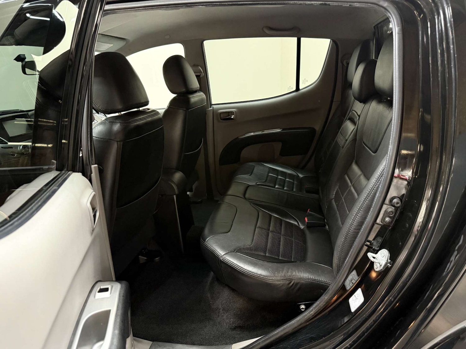 Used Mitsubishi L200 2010 for sale - 76583424: Photo 34