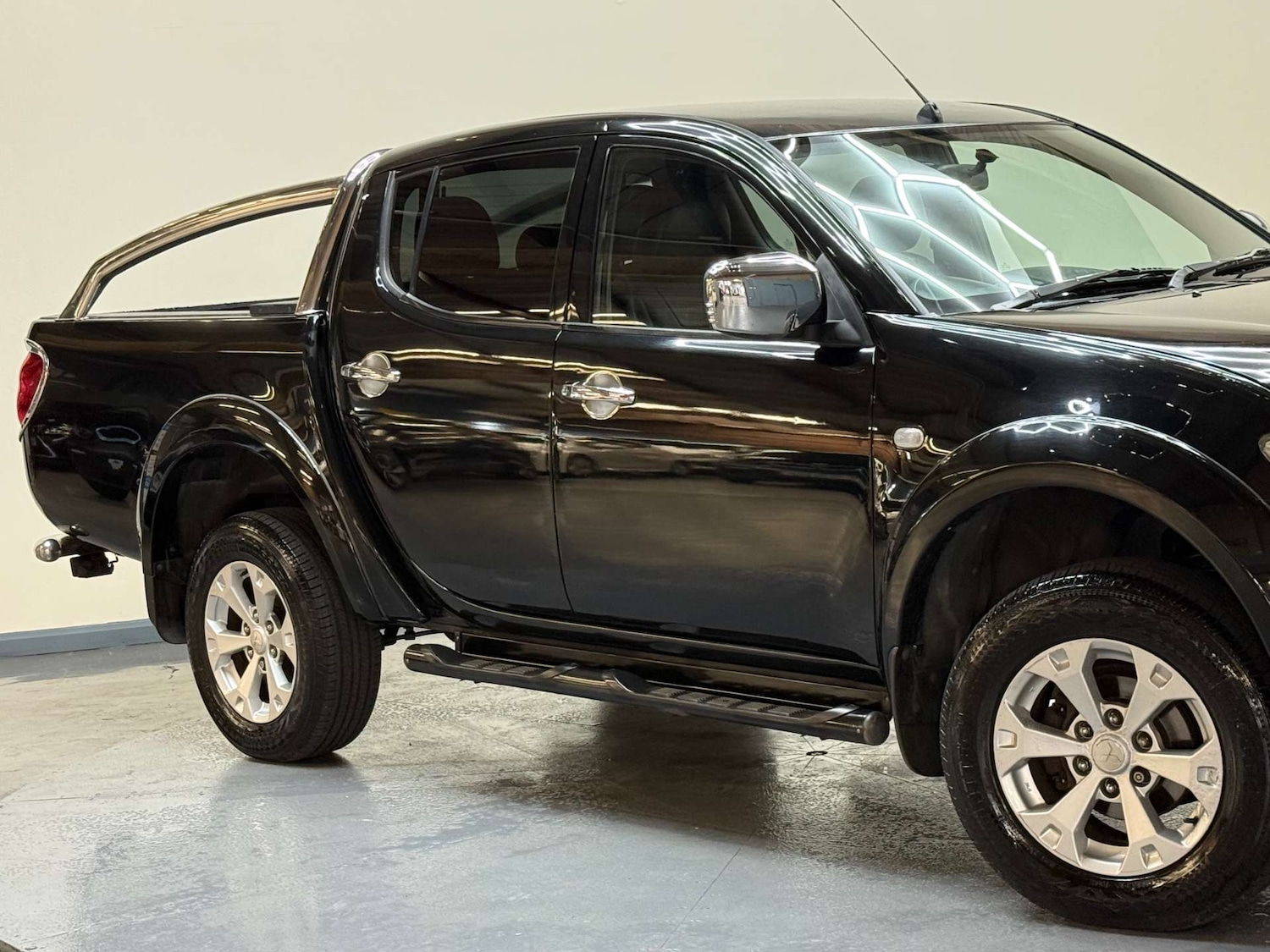 Used Mitsubishi L200 2010 for sale - 76583424: Photo 54