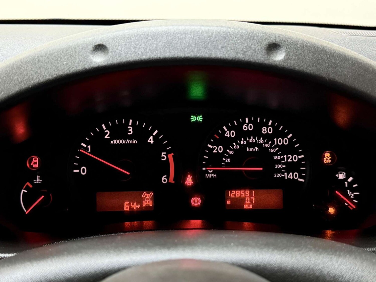 Used Nissan Navara 2015 for sale - 76601075: Photo 19