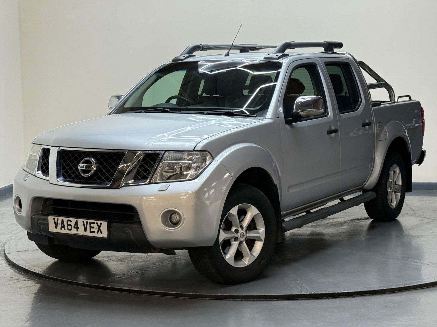 Used Nissan Navara 2015 for sale - 76601075: Photo 2