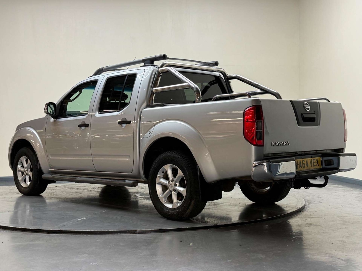 Used Nissan Navara 2015 for sale - 76601075: Photo 42
