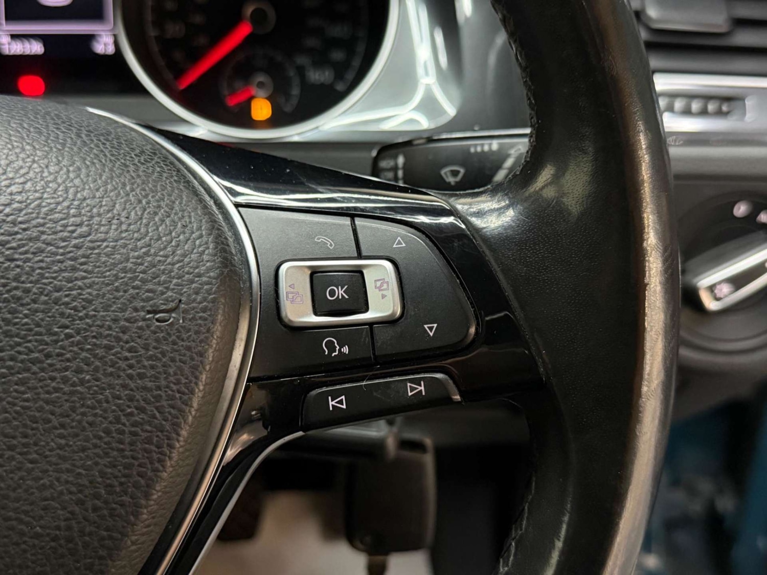 Used Volkswagen Golf 2017 for sale - 76600927: Photo 21