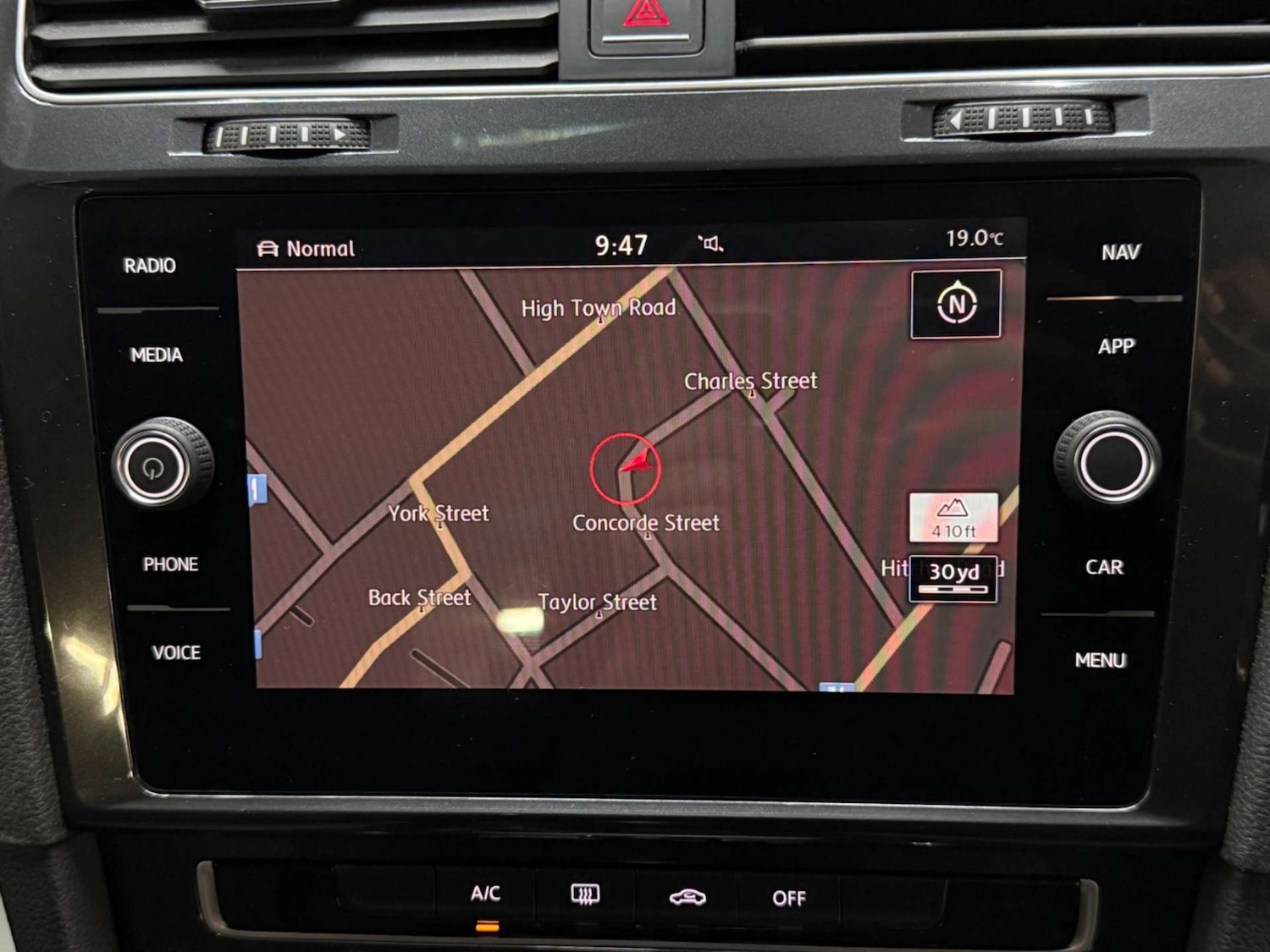 Used Volkswagen Golf 2017 for sale - 76600927: Photo 23