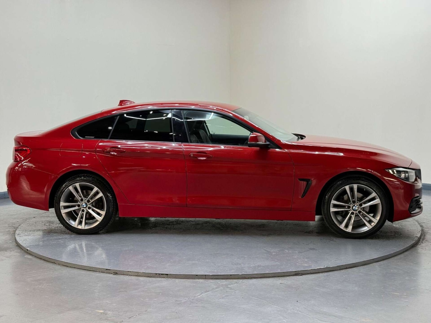 Used BMW 4 Series 2018 for sale - 76181047: Photo 14