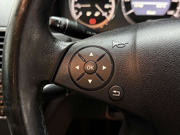 Used Mercedes-Benz C Class 2010 for sale - 76181031: Photo 17