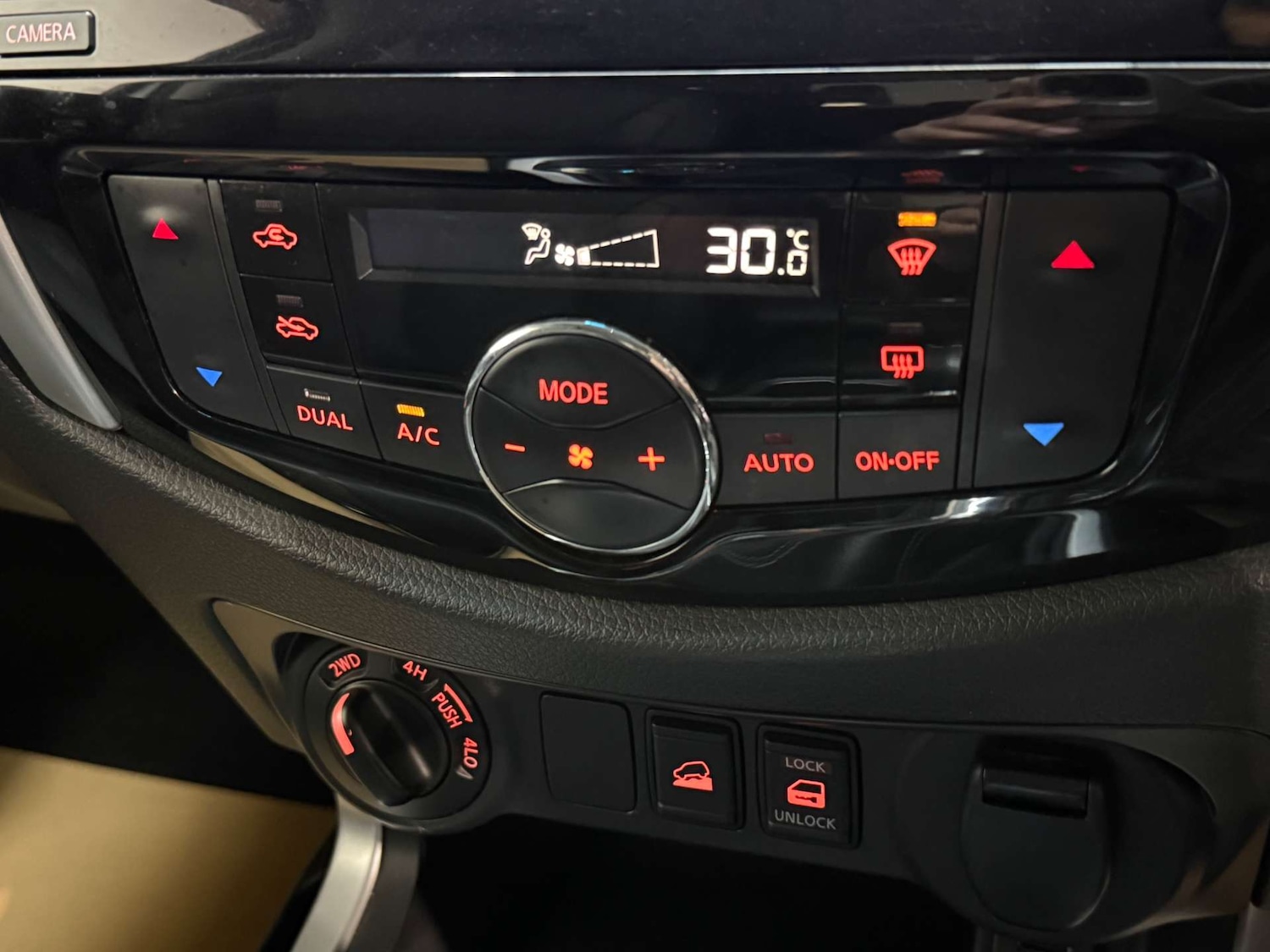 Used Nissan Navara 2017 for sale - 77261411: Photo 19