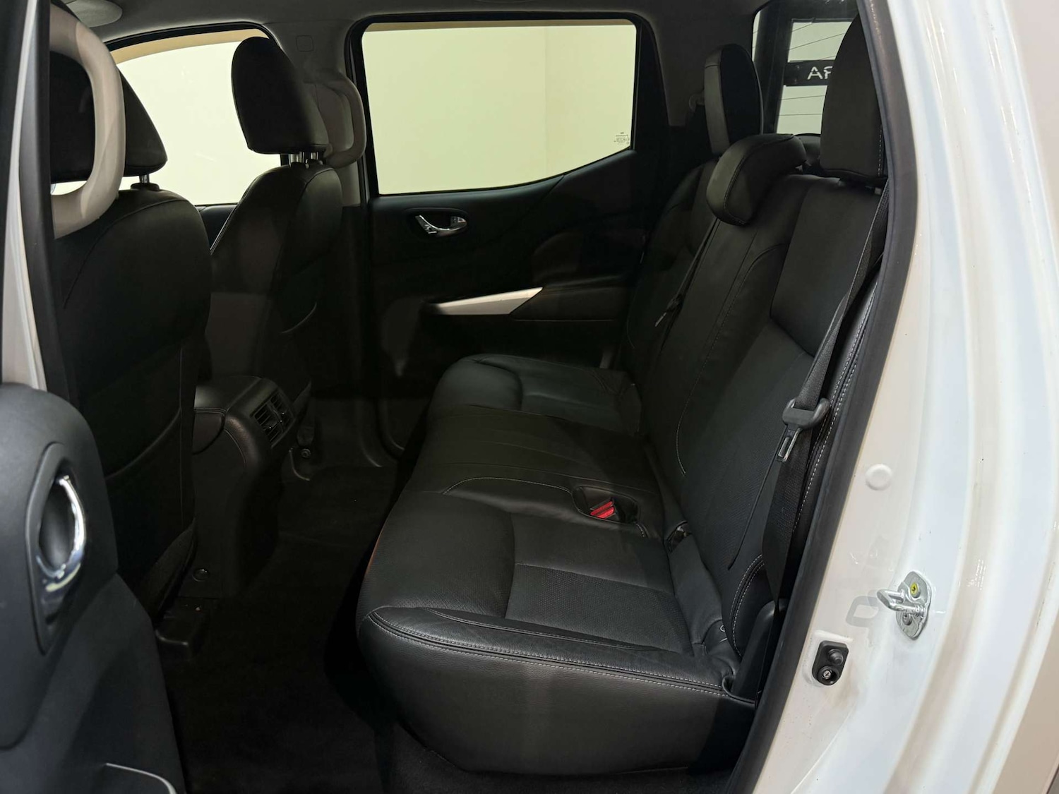 Used Nissan Navara 2017 for sale - 77261411: Photo 28