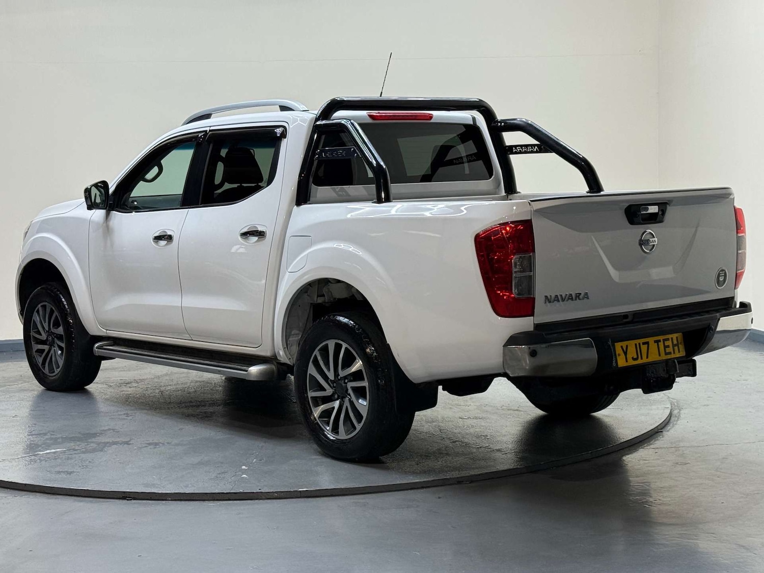 Used Nissan Navara 2017 for sale - 77261411: Photo 33