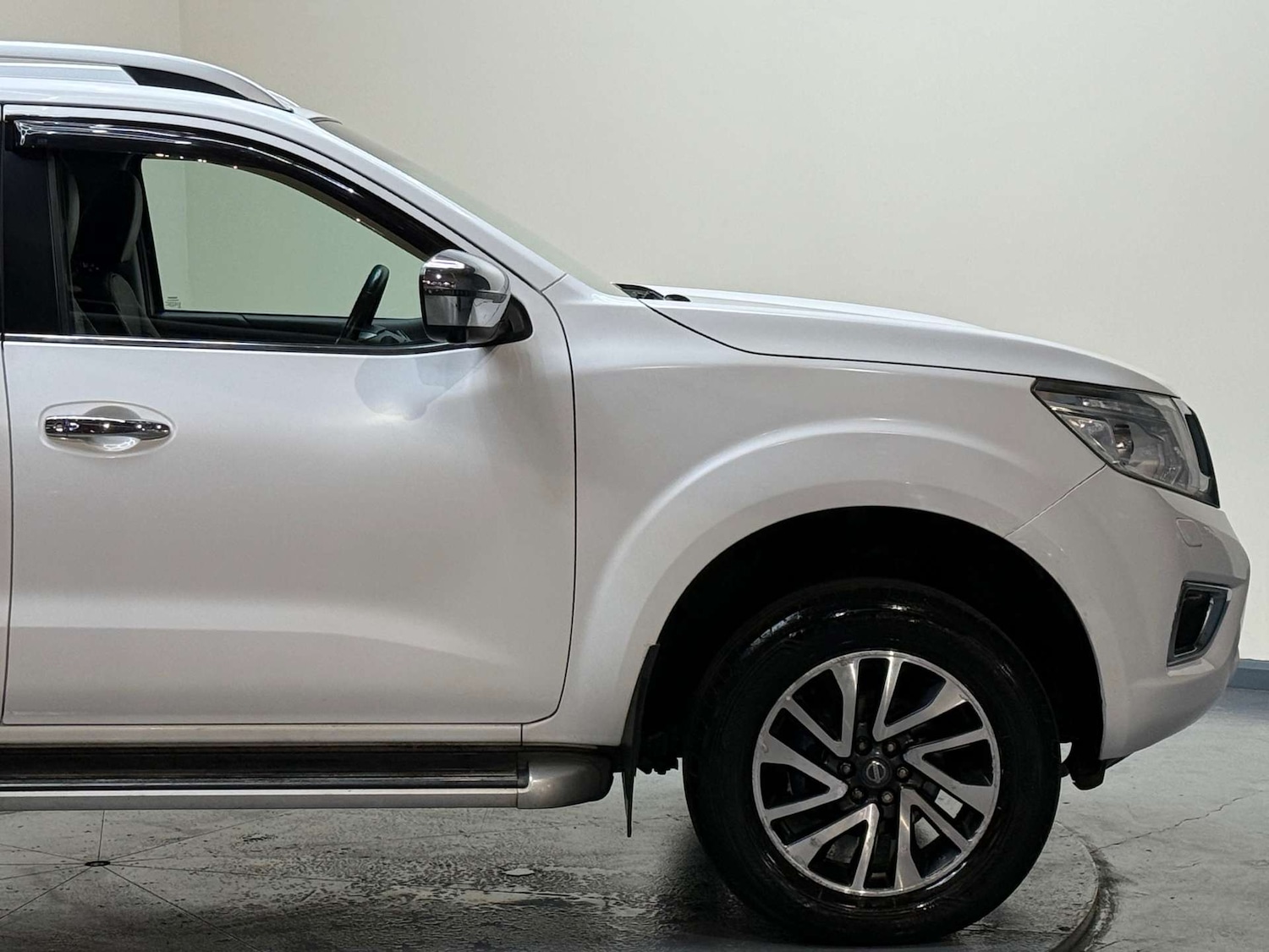 Used Nissan Navara 2017 for sale - 77261411: Photo 35