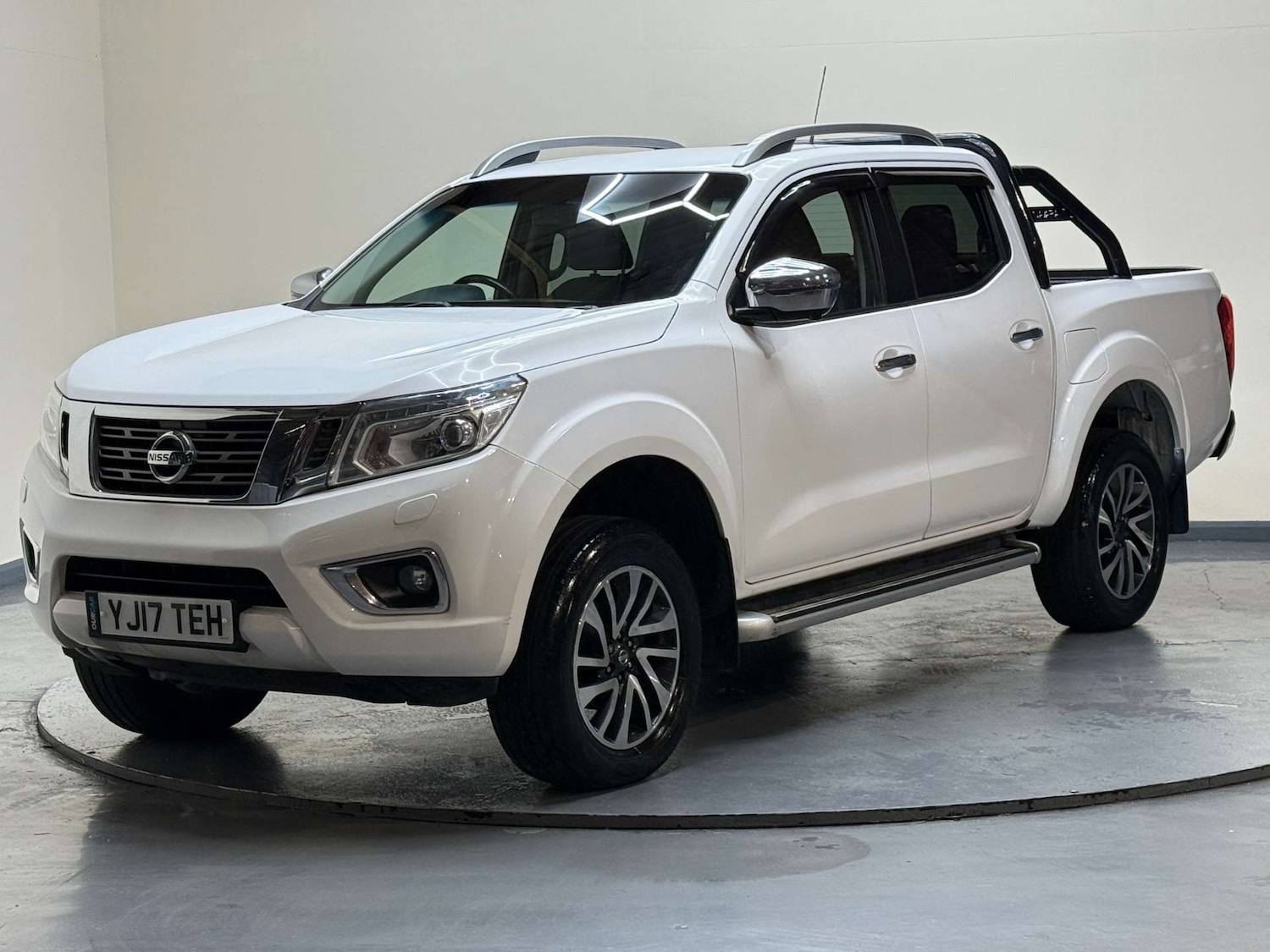 Used Nissan Navara 2017 for sale - 77261411: Photo 41