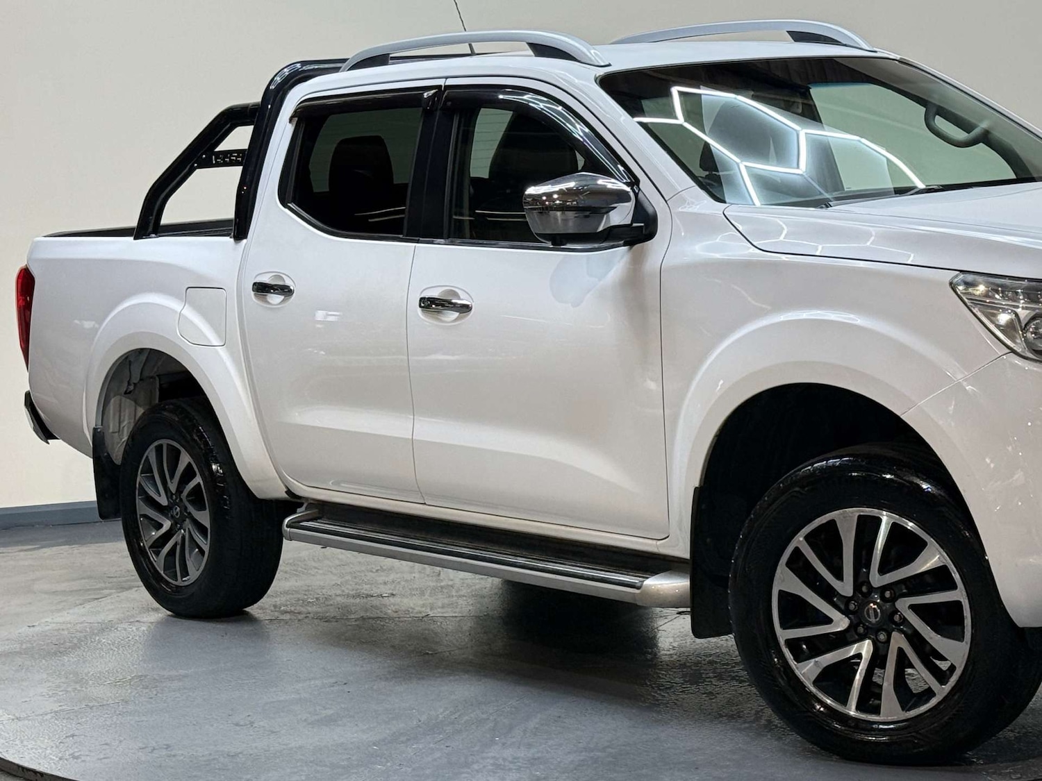Used Nissan Navara 2017 for sale - 77261411: Photo 43