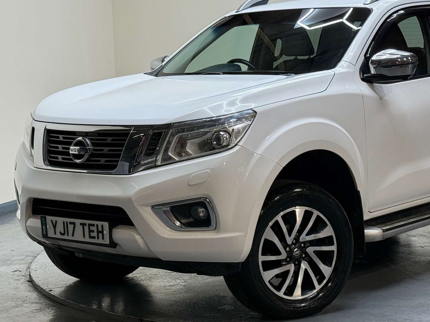 Used Nissan Navara 2017 for sale - 77261411: Photo 44