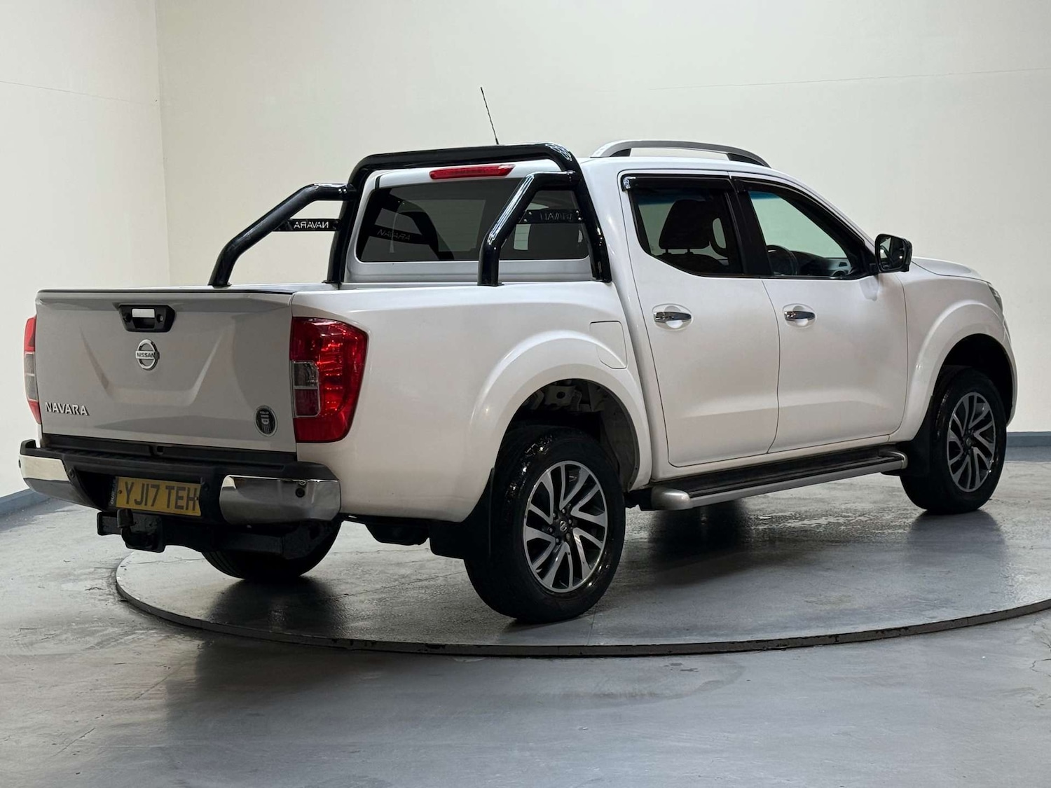 Used Nissan Navara 2017 for sale - 77261411: Photo 48
