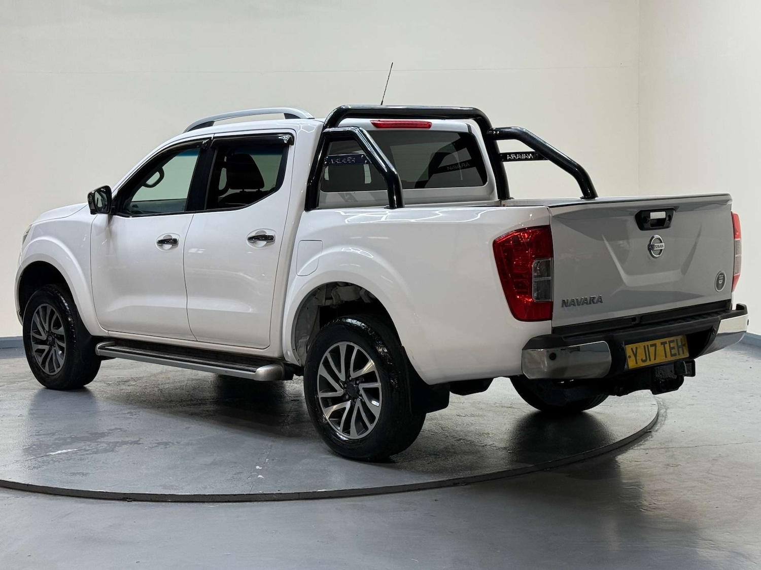 Used Nissan Navara 2017 for sale - 77261411: Photo 49