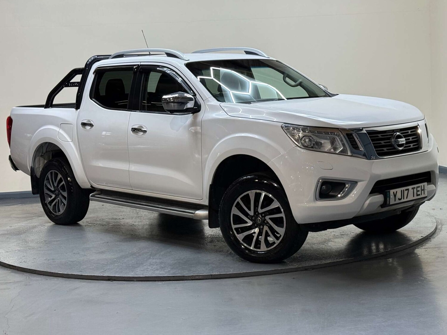 Used Nissan Navara 2017 for sale - 77261411: Photo 55