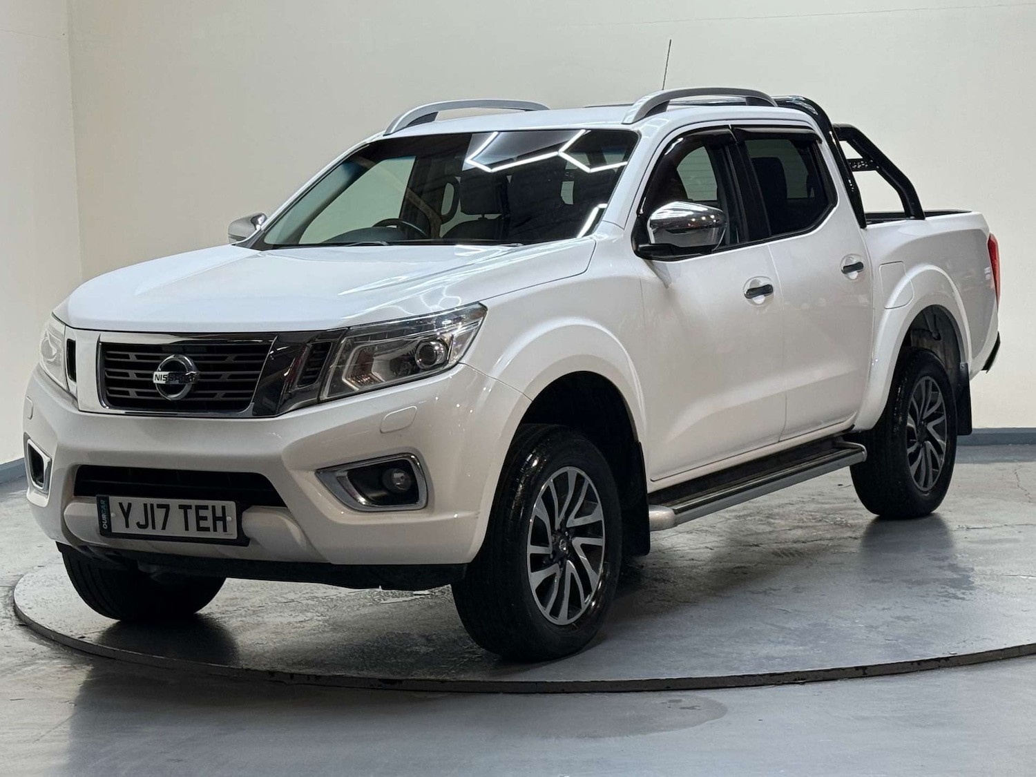 Used Nissan Navara 2017 for sale - 77261411: Photo 59