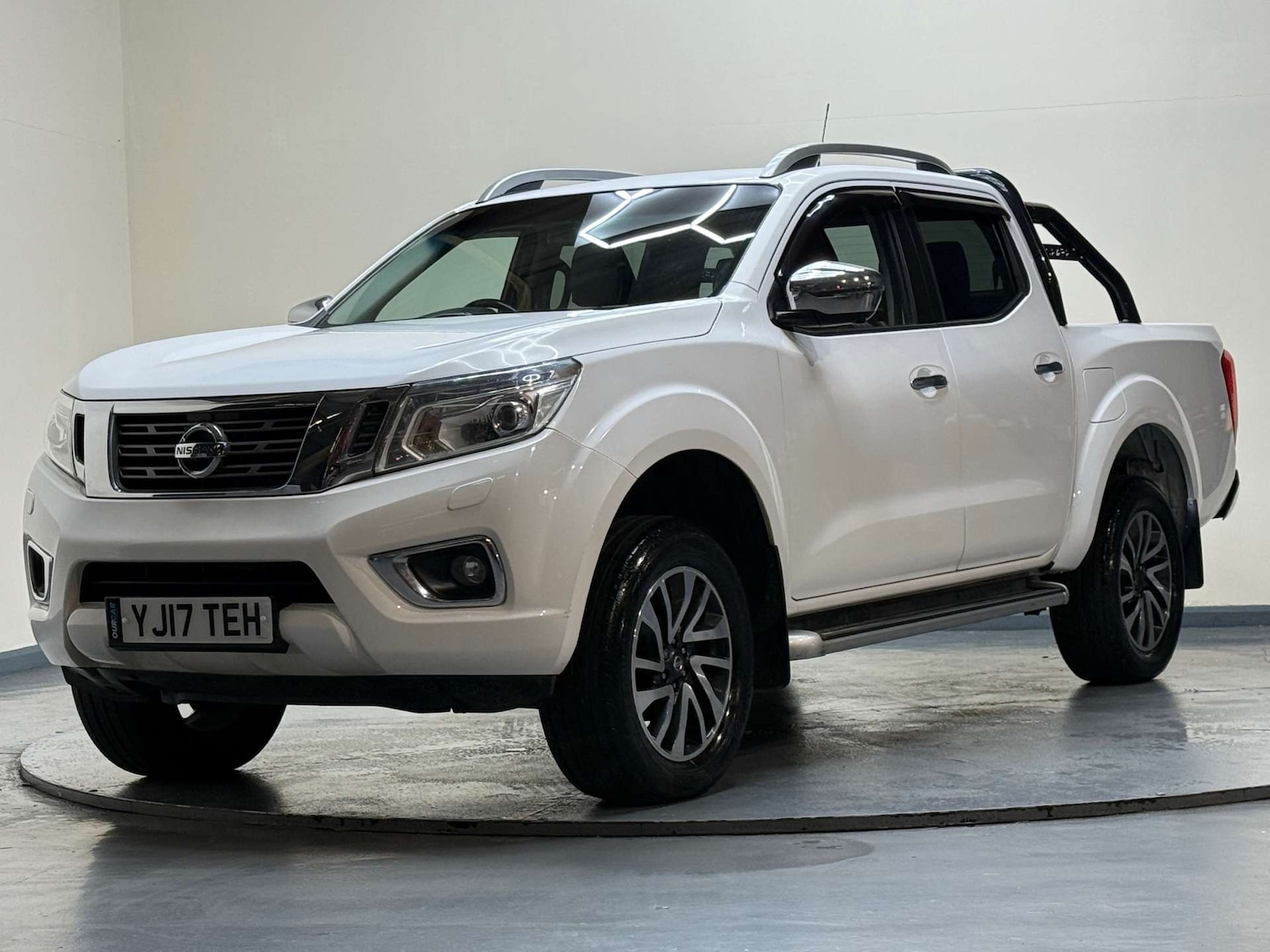 Used Nissan Navara 2017 for sale - 77261411: Photo 60