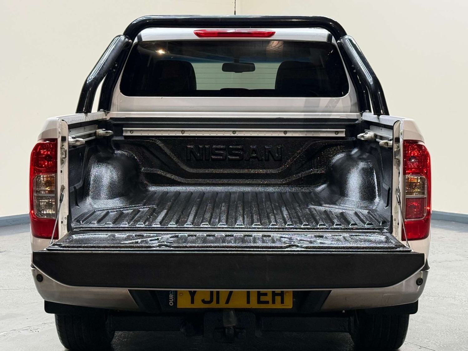 Used Nissan Navara 2017 for sale - 77261411: Photo 72