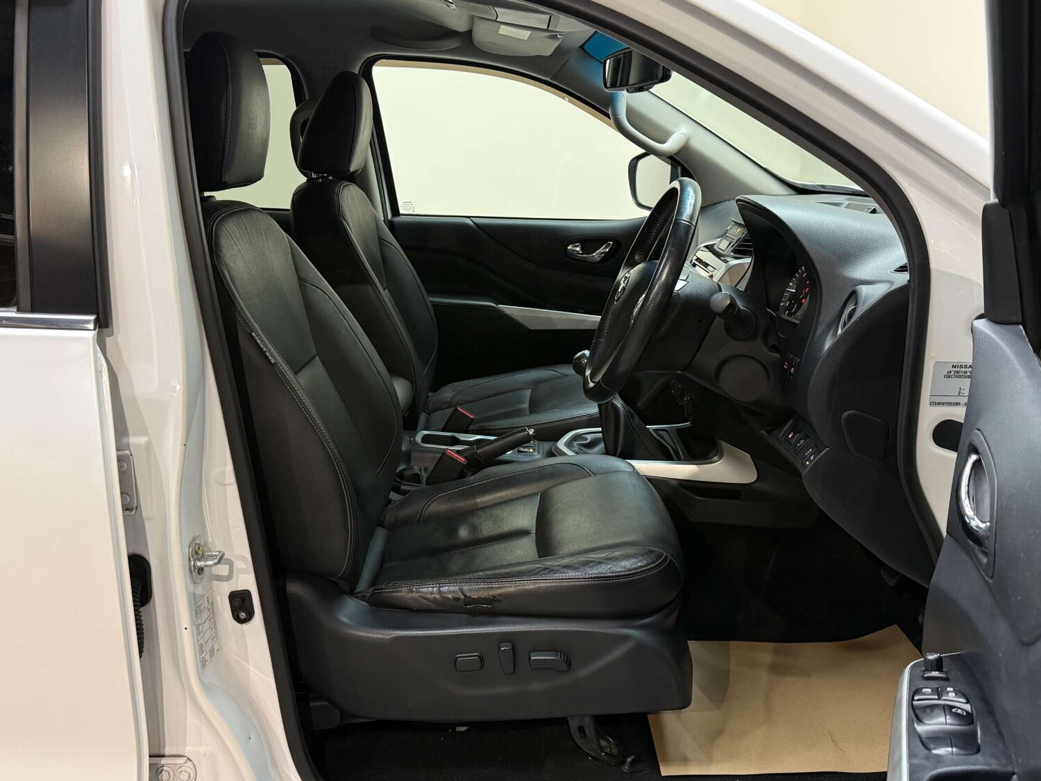 Used Nissan Navara 2017 for sale - 77261411: Photo 76