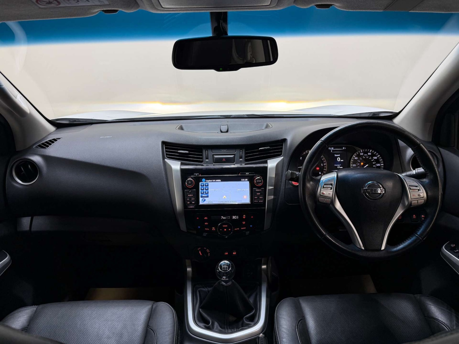 Used Nissan Navara 2017 for sale - 77261411: Photo 77