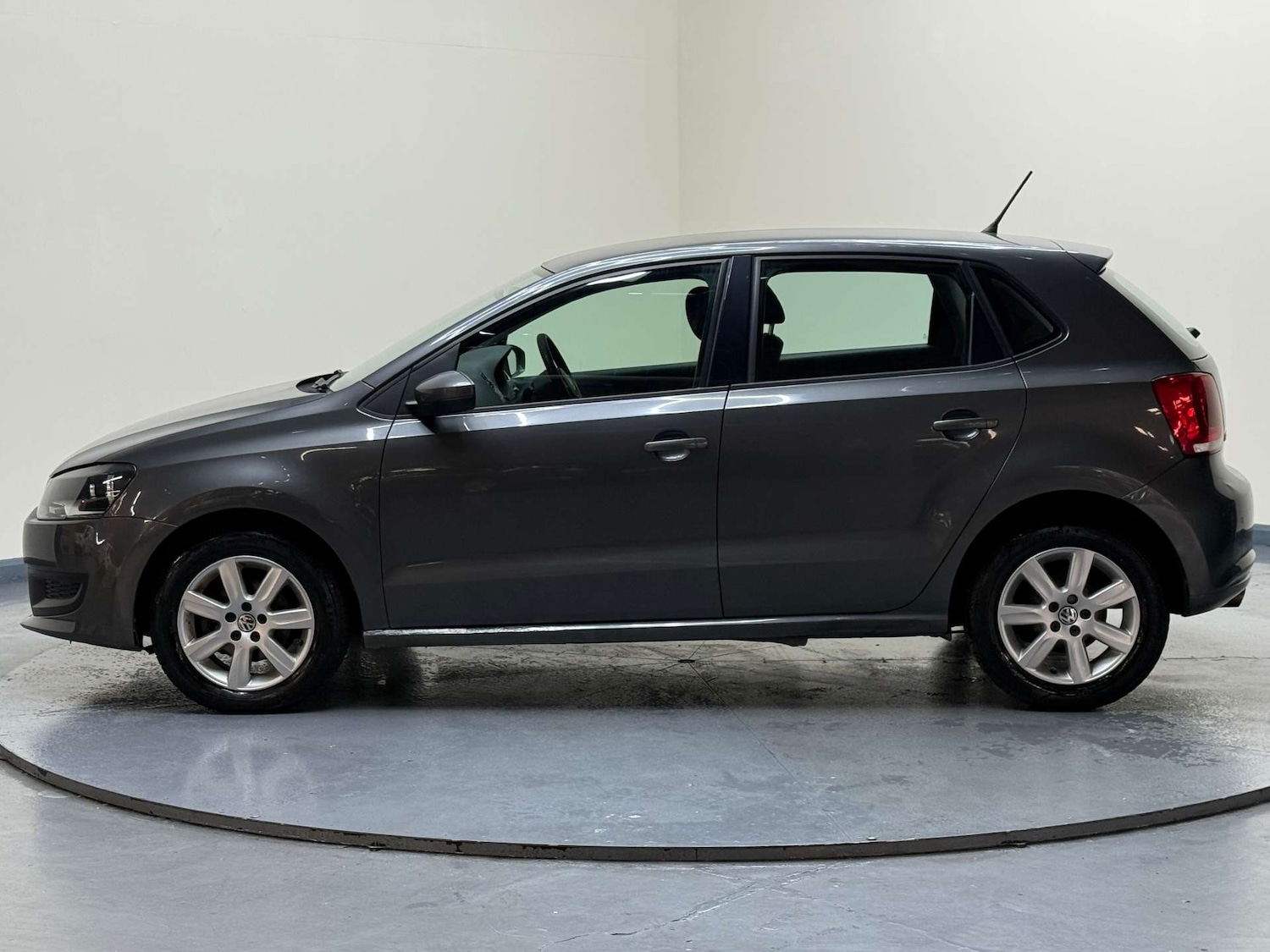 Used Volkswagen Polo 2010 for sale - 76193391: Photo 22