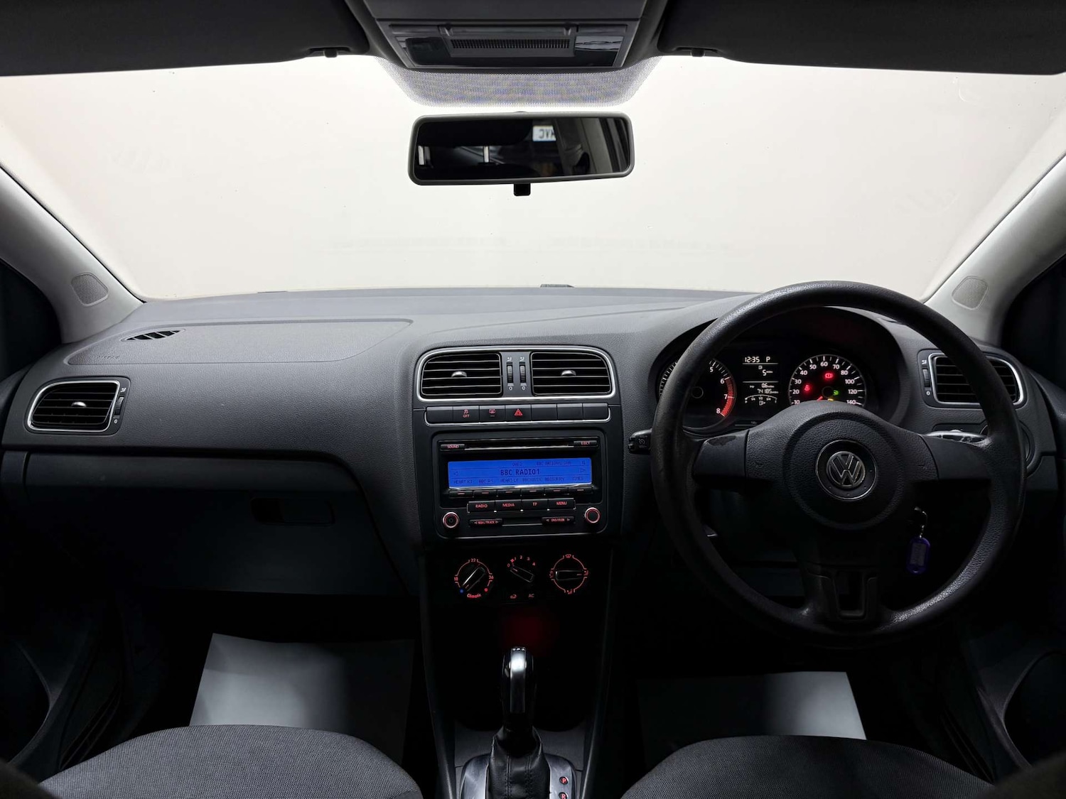 Used Volkswagen Polo 2010 for sale - 76193391: Photo 3
