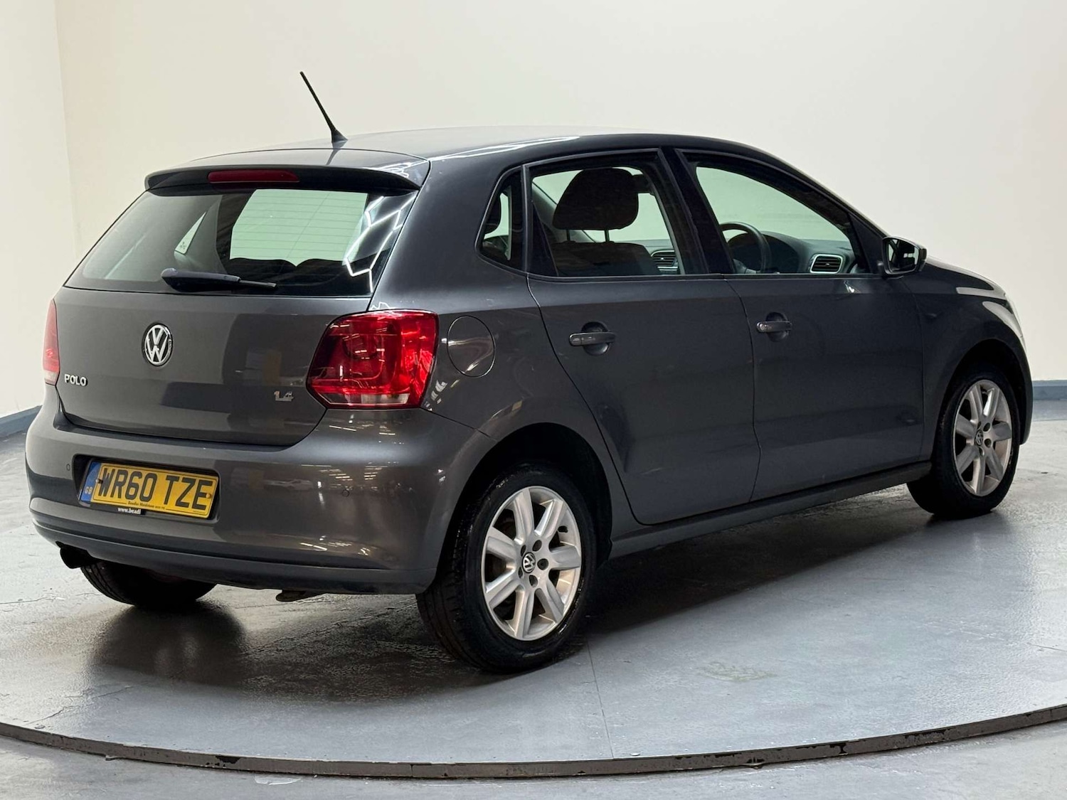 Used Volkswagen Polo 2010 for sale - 76193391: Photo 5