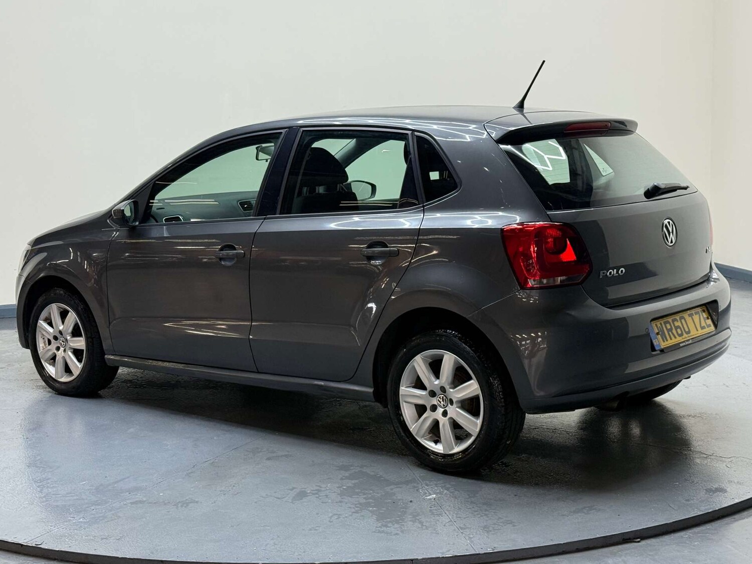 Used Volkswagen Polo 2010 for sale - 76193391: Photo 6